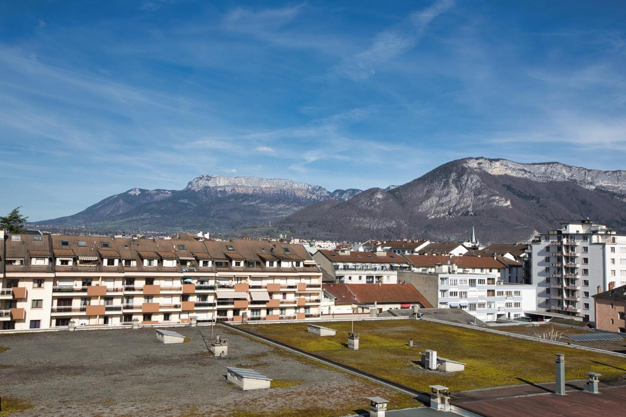 Le Sommet Citadin Avec Vue Lejlighed Annecy Eksteriør billede