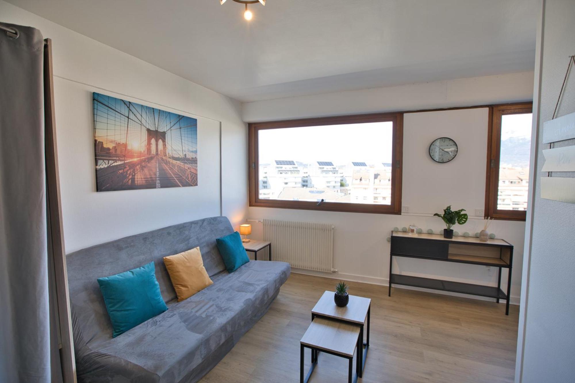 Le Sommet Citadin Avec Vue Lejlighed Annecy Eksteriør billede