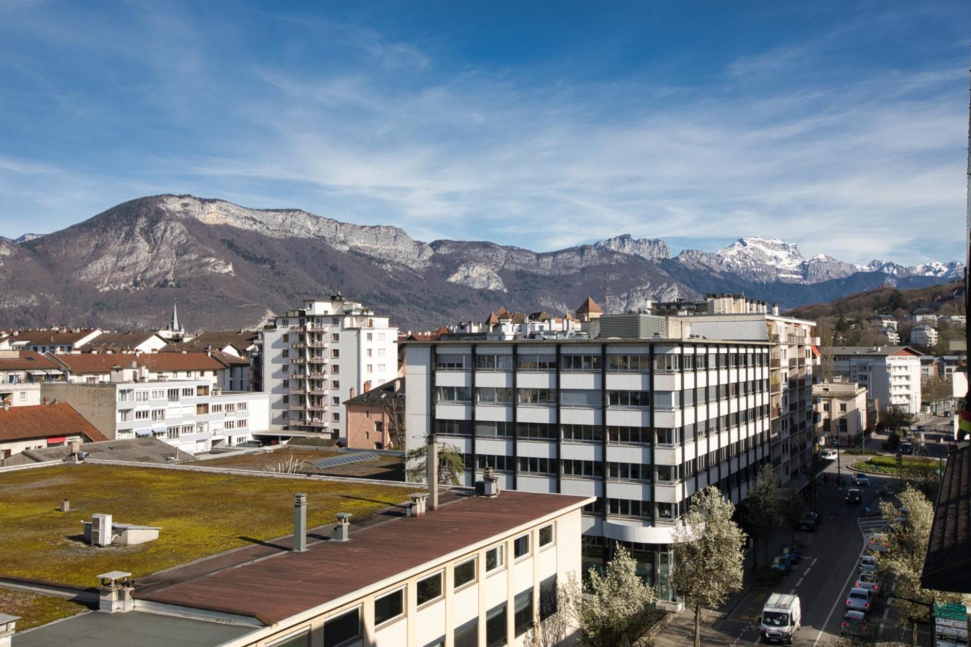 Le Sommet Citadin Avec Vue Lejlighed Annecy Eksteriør billede
