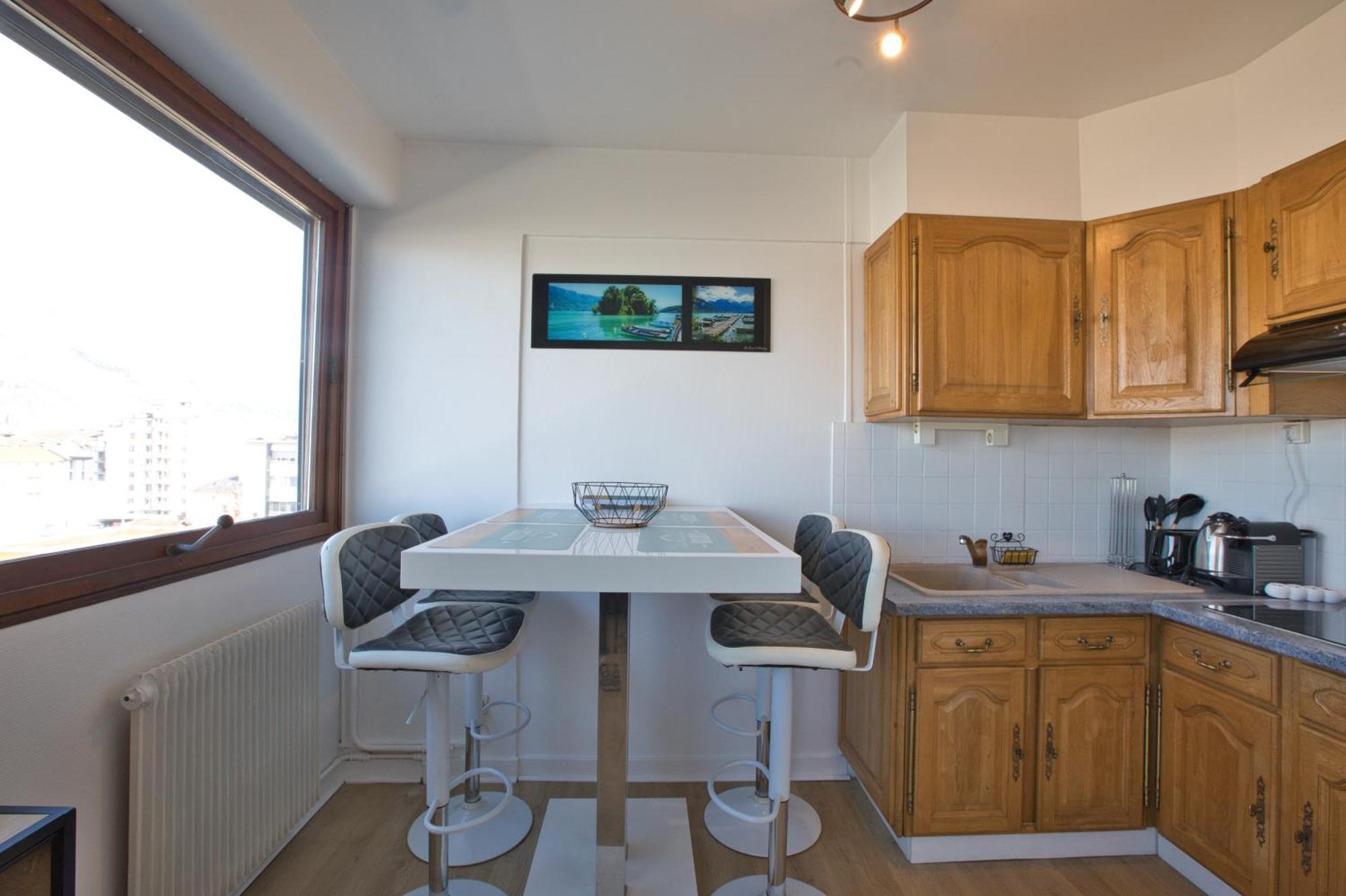 Le Sommet Citadin Avec Vue Lejlighed Annecy Eksteriør billede