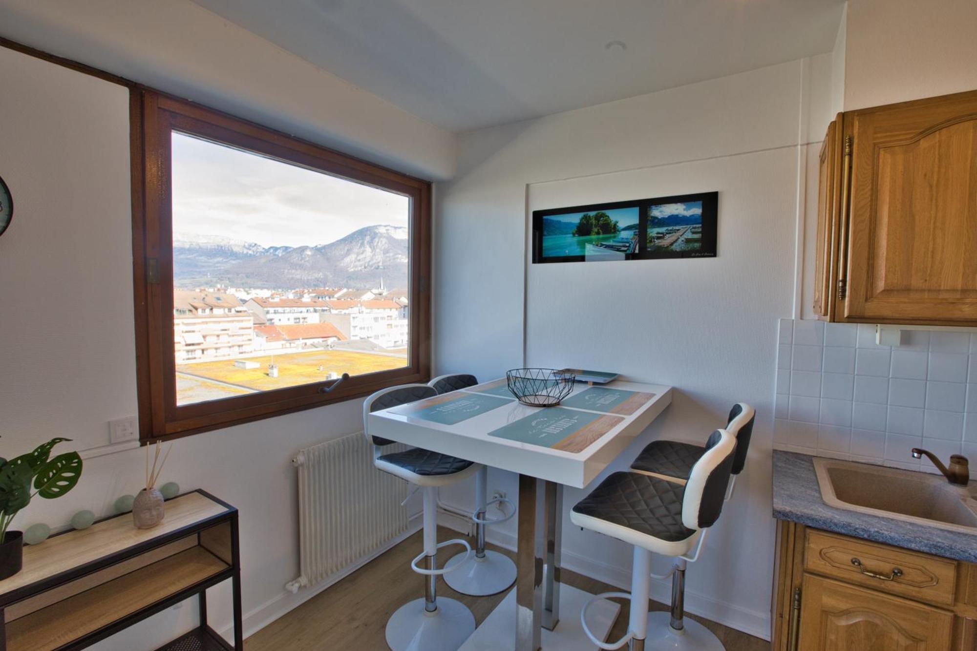 Le Sommet Citadin Avec Vue Lejlighed Annecy Eksteriør billede