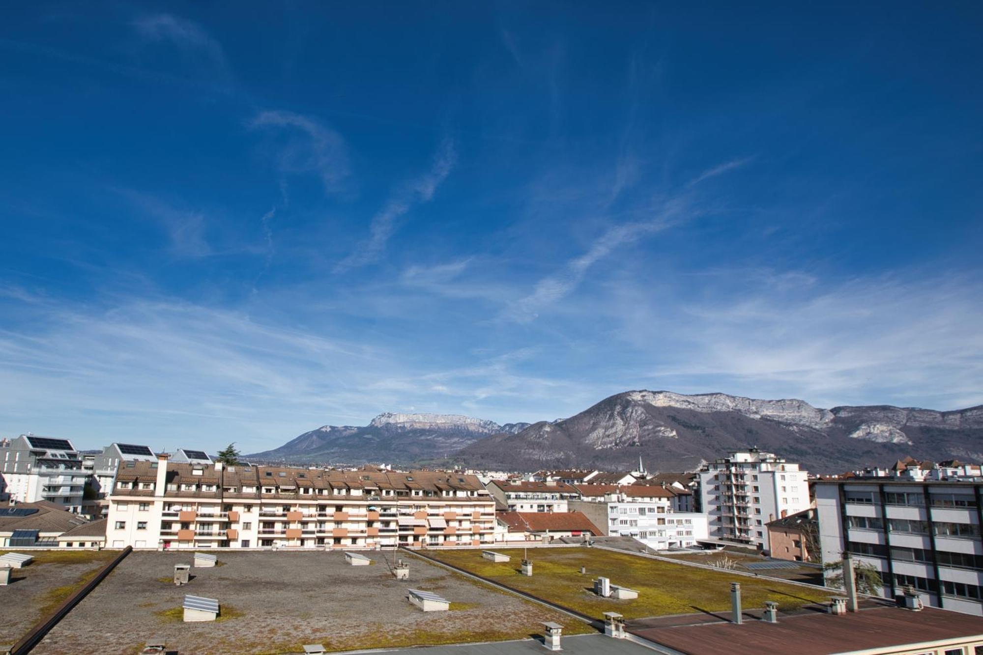 Le Sommet Citadin Avec Vue Lejlighed Annecy Eksteriør billede
